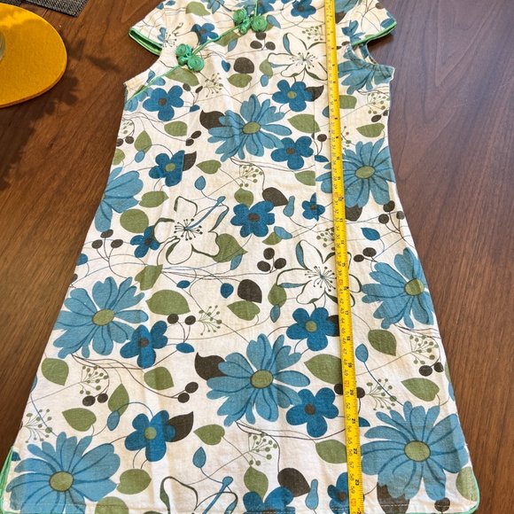 Girl's Cheongsam/Qipao Dress - Size 6-8 - Picture 10 of 10